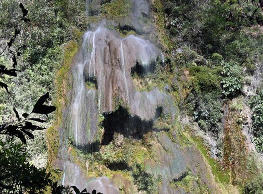 Cachoeira Boca da Onça